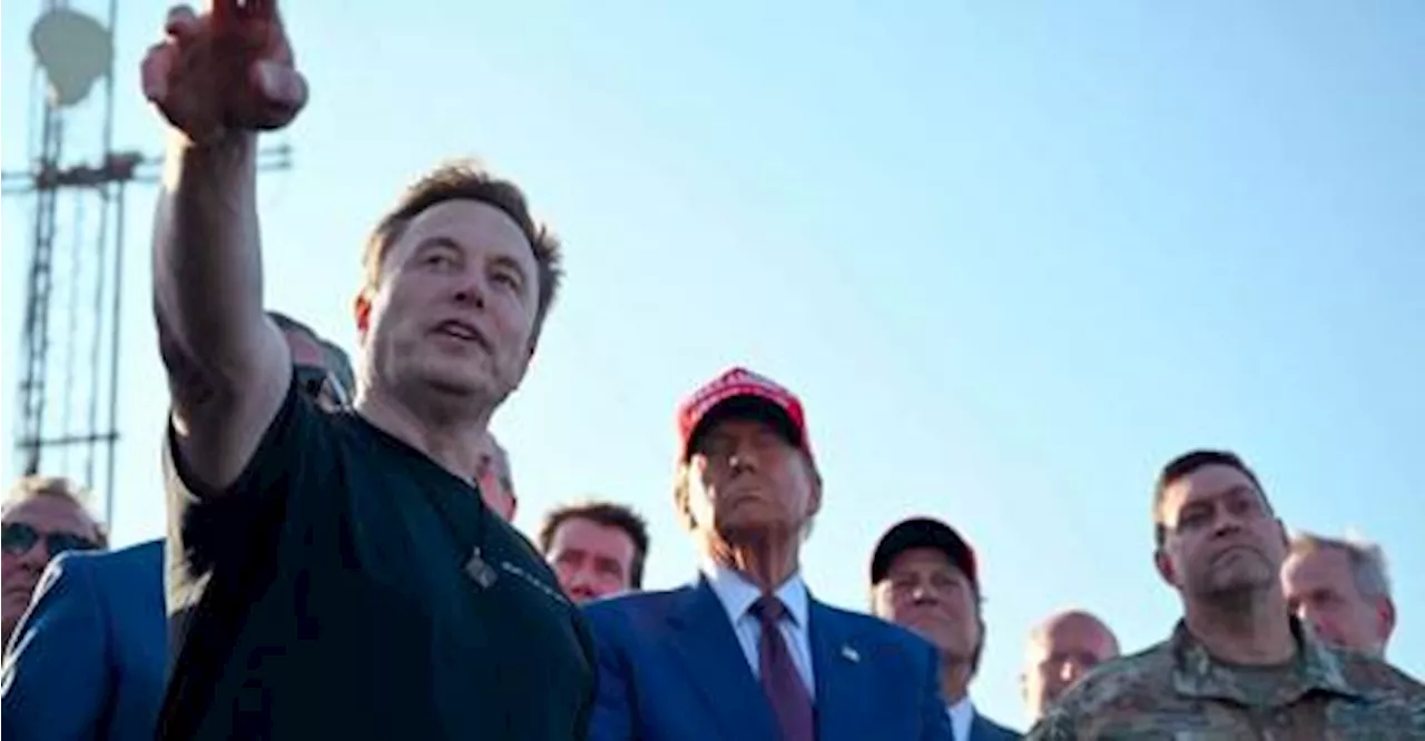 SpaceX fails to repeat Starship booster catch, as Trump looks on