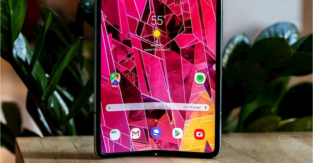 Samsung Galaxy Fold review: broken dream