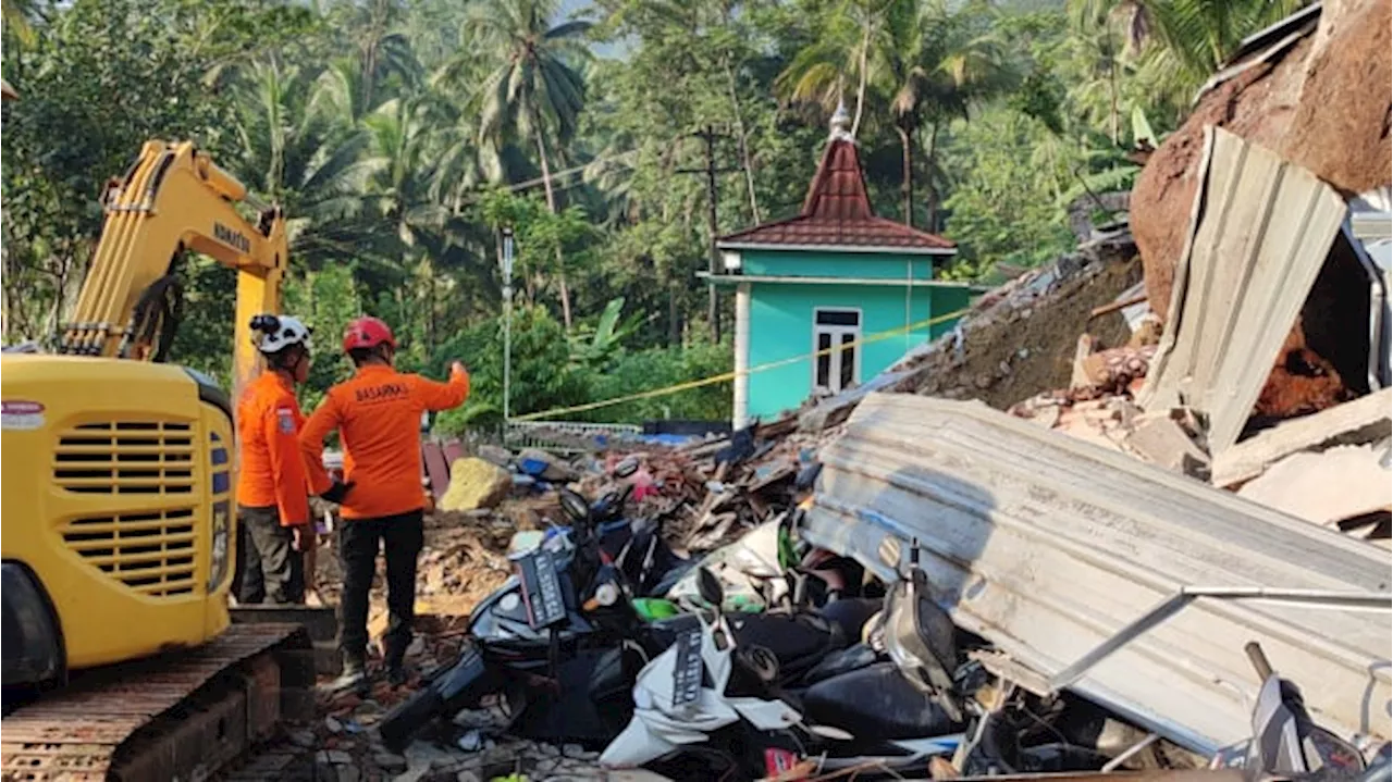 Tim Gabungan Lanjutkan Pencarian Korban Longsor Rumah Pak Subur di Purworejo