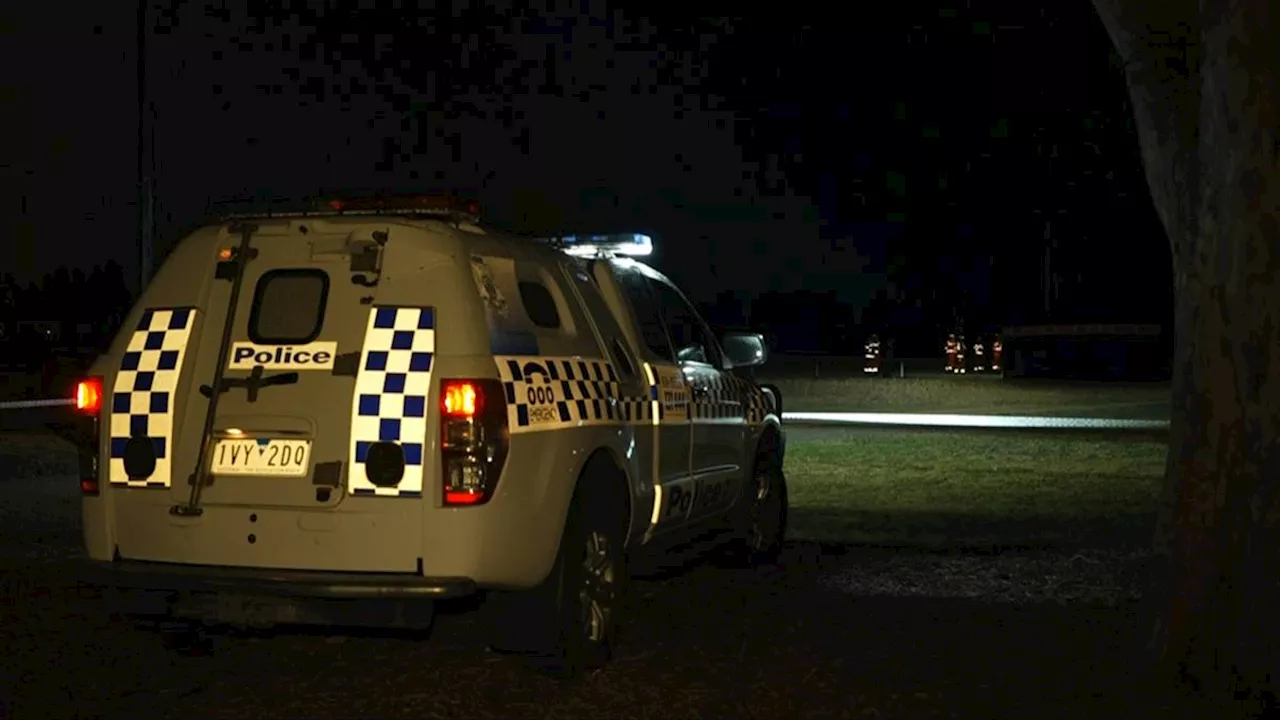 Man critically injured in shooting at Norlane, Geelong lay on oval for 30 minutes