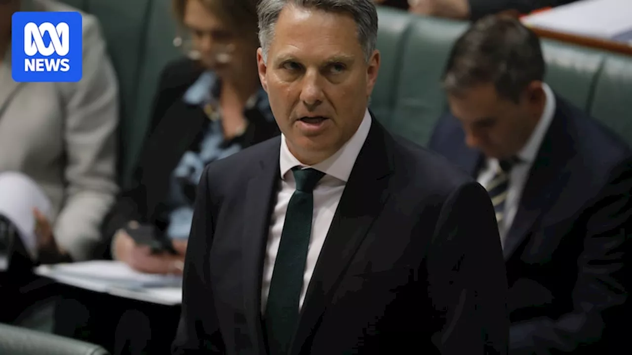 Richard Marles plays a dead bat on nuclear as the government rushes to get though late work