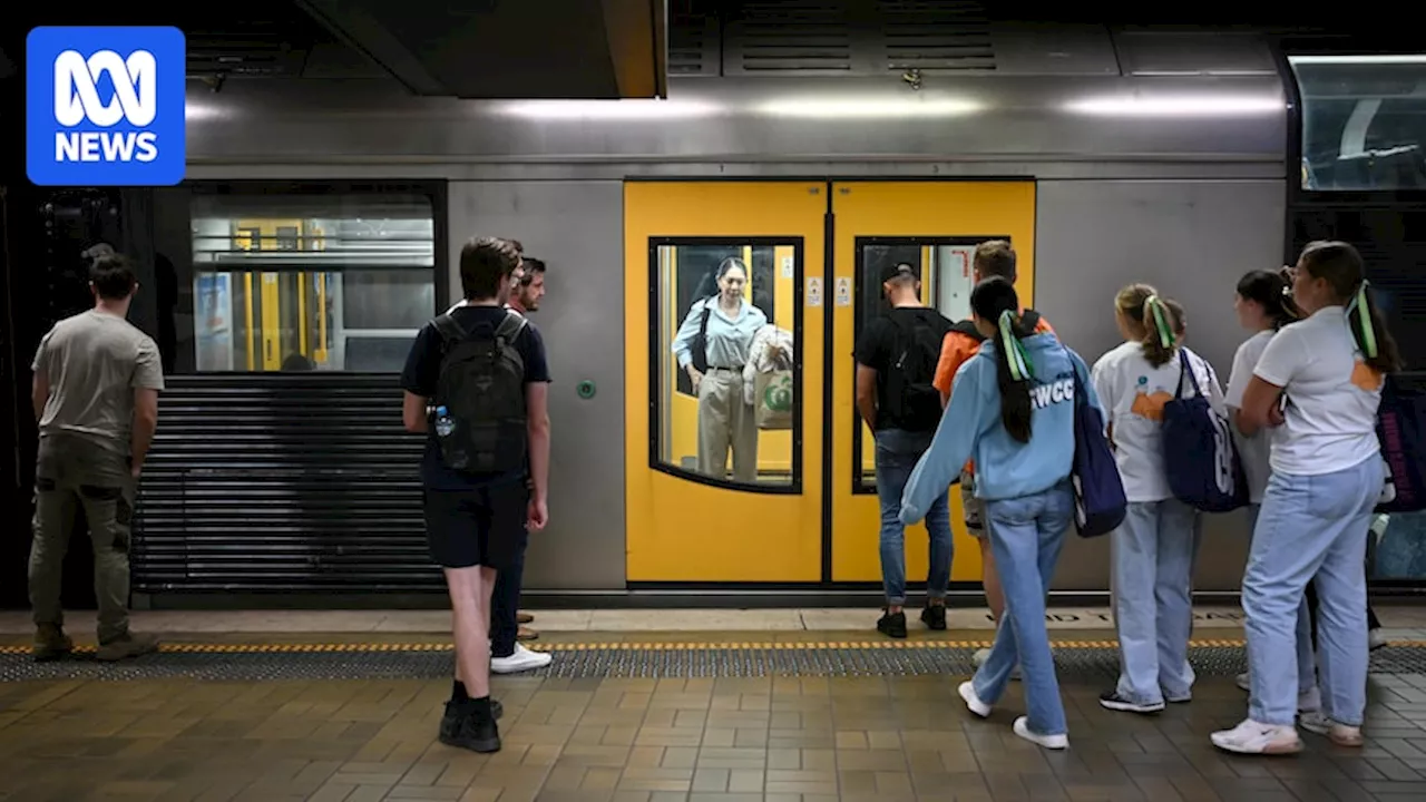 Sydney train strike postponed after NSW government reaches deal with rail union