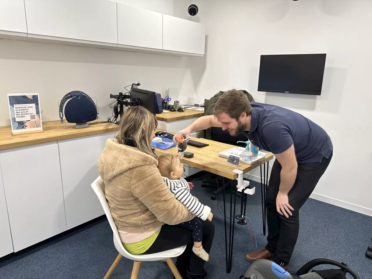 Ce professionnel de la Manche se spécialise dans les prothèses auditives pour enfants