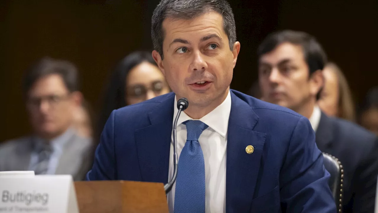 Airline CEOs and Buttigieg fight over regulations with only weeks left