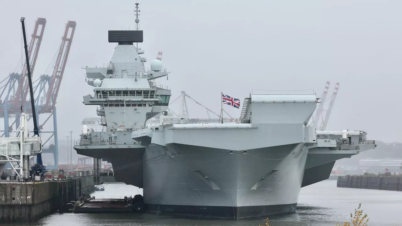 BILD auf britischem Flugzeugträger HMS „Queen Elizabeth“ in Hamburg