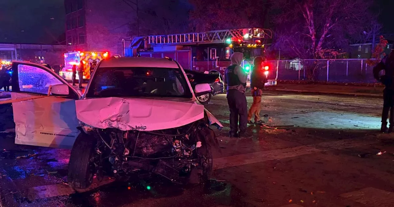 14 people injured when 2 cars, CTA bus crash on Chicago's South Side