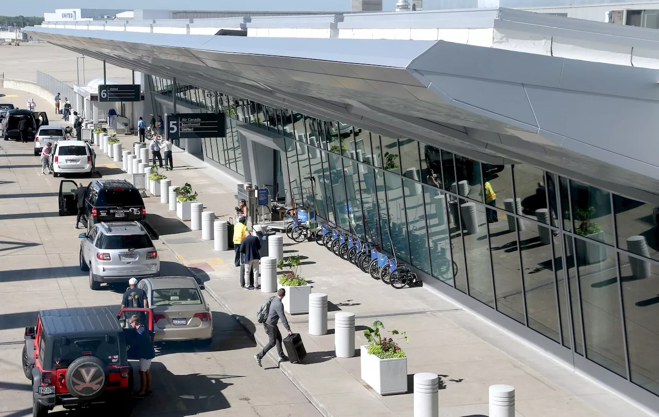 Bankrupt airline’s troubles prompt drop in Cleveland Hopkins passenger numbers