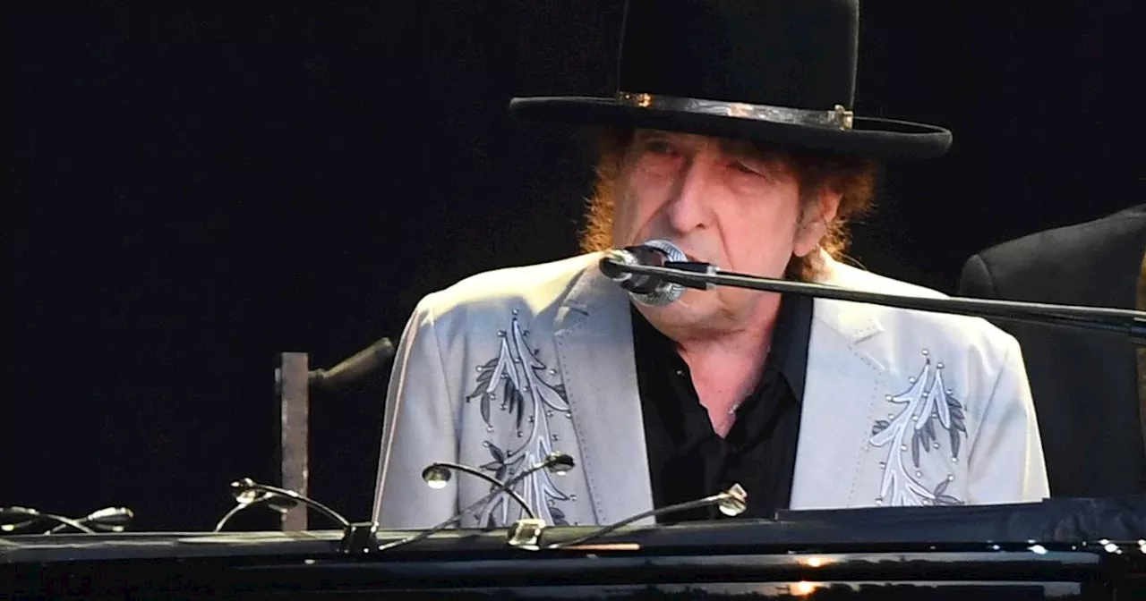 Bob Dylan fans amazed as he breaks silence on 'ridiculous' decades-old rumour