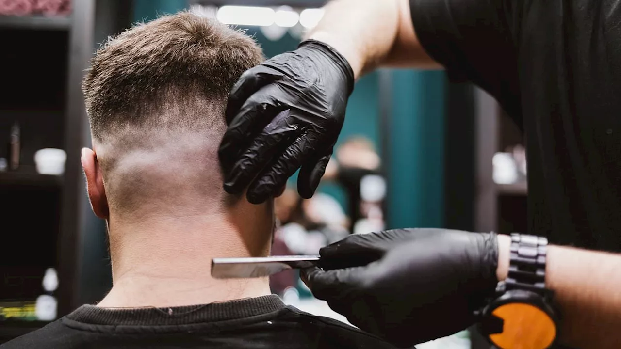 Barber warns of common haircut mistake that's leaving scores of young men infected with gruesome...