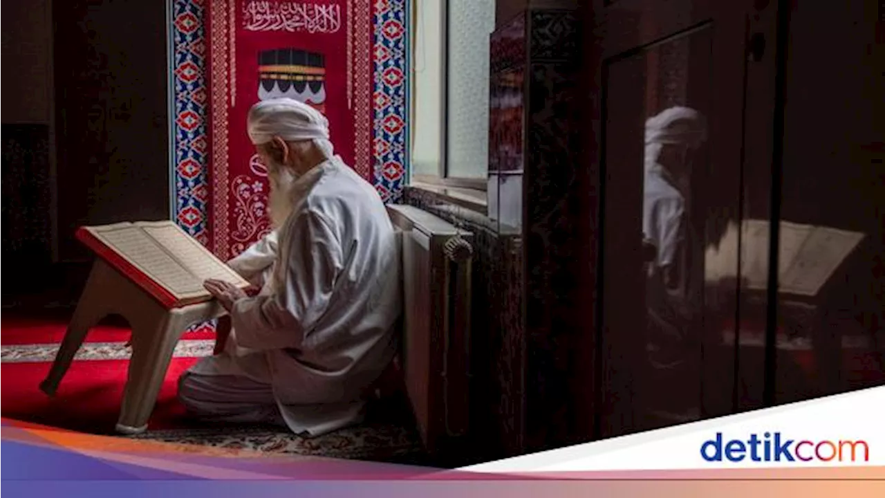 11 Keutamaan Membaca Al-Qur'an, 1 Huruf Dibalas 10 Kebaikan