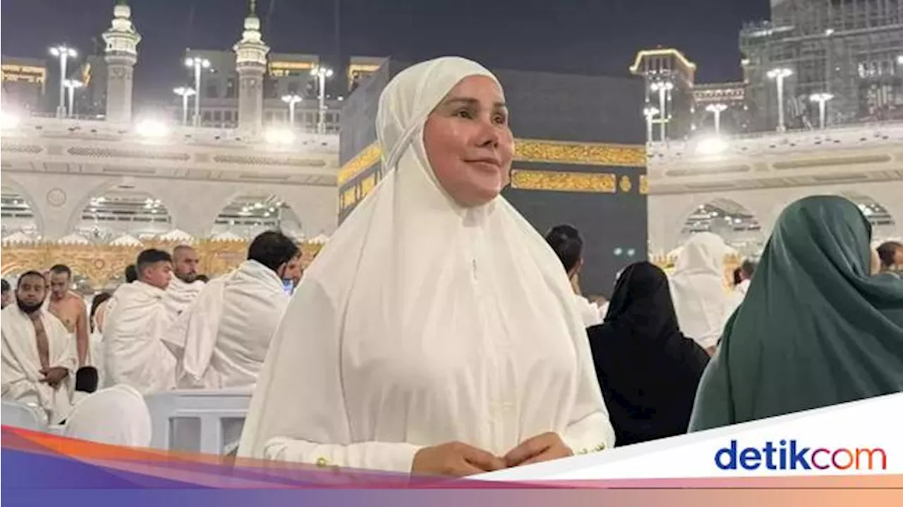 Isa Zega Dilaporkan Terkait Dugaan Penistaan Agama, Umrah Pakai Busana Perempuan