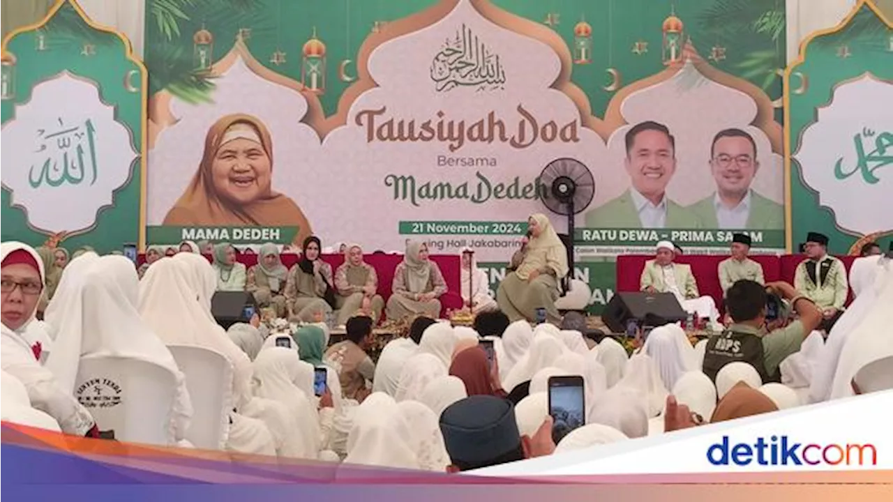 Kampanye Akbar RD-PS, Ribuan Jemaah Ikuti Tausiyah-Doa Bersama di Palembang