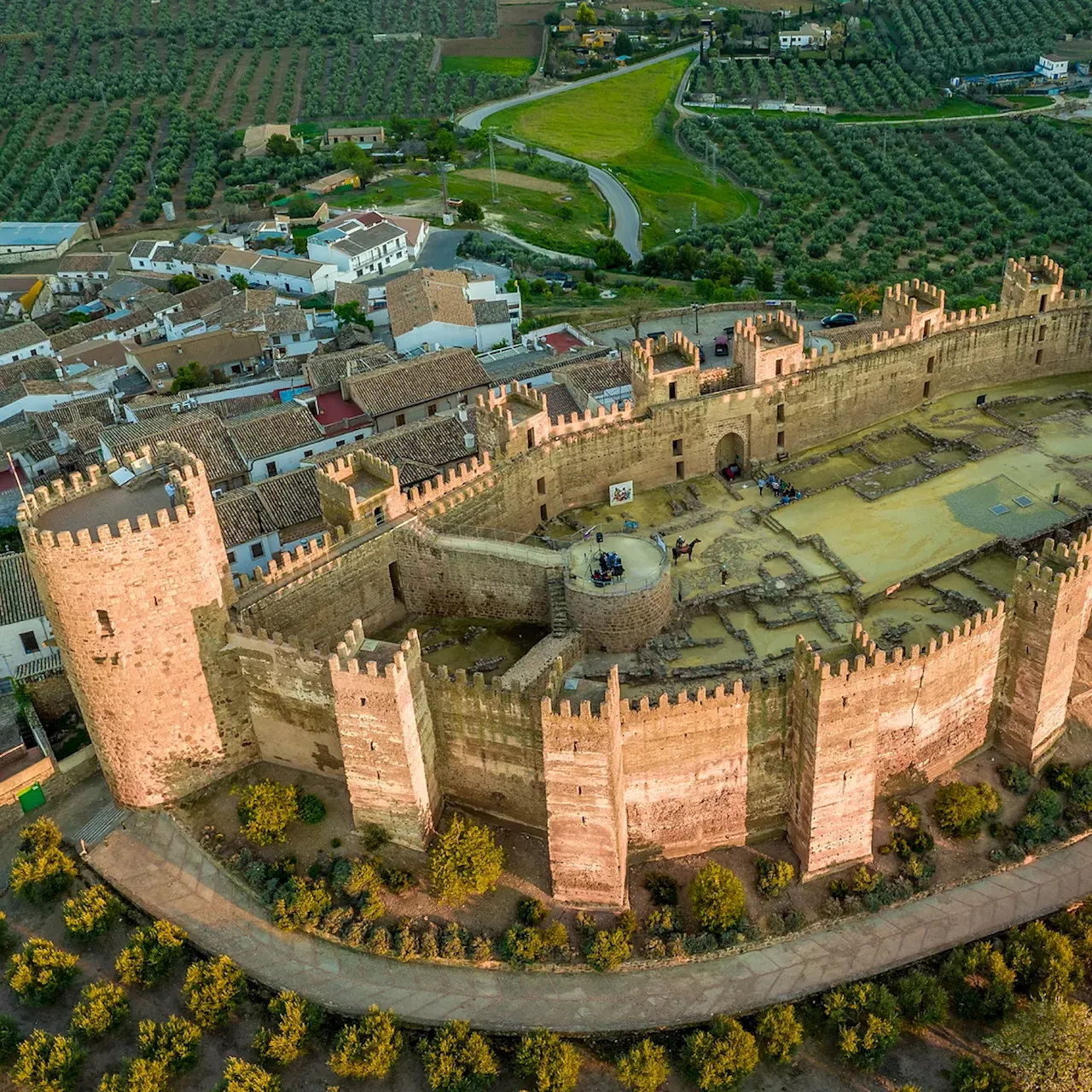 Burgalimar: tesoro del patrimonio español y el castillo más antiguo de España