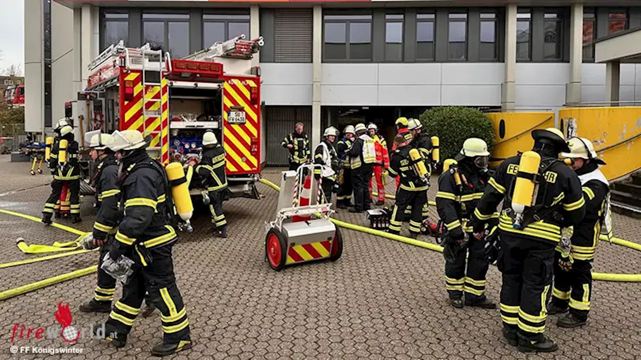 D: Kellerbrand mit starker Verrauchung im Gymnasium entpuppt sich als brennende Türklinken