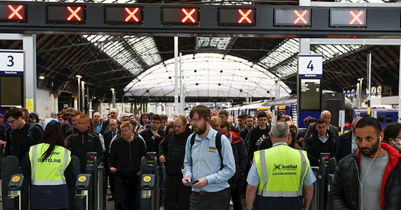 Travel chaos for Glasgow train services as 'fault' causes possible cancellations