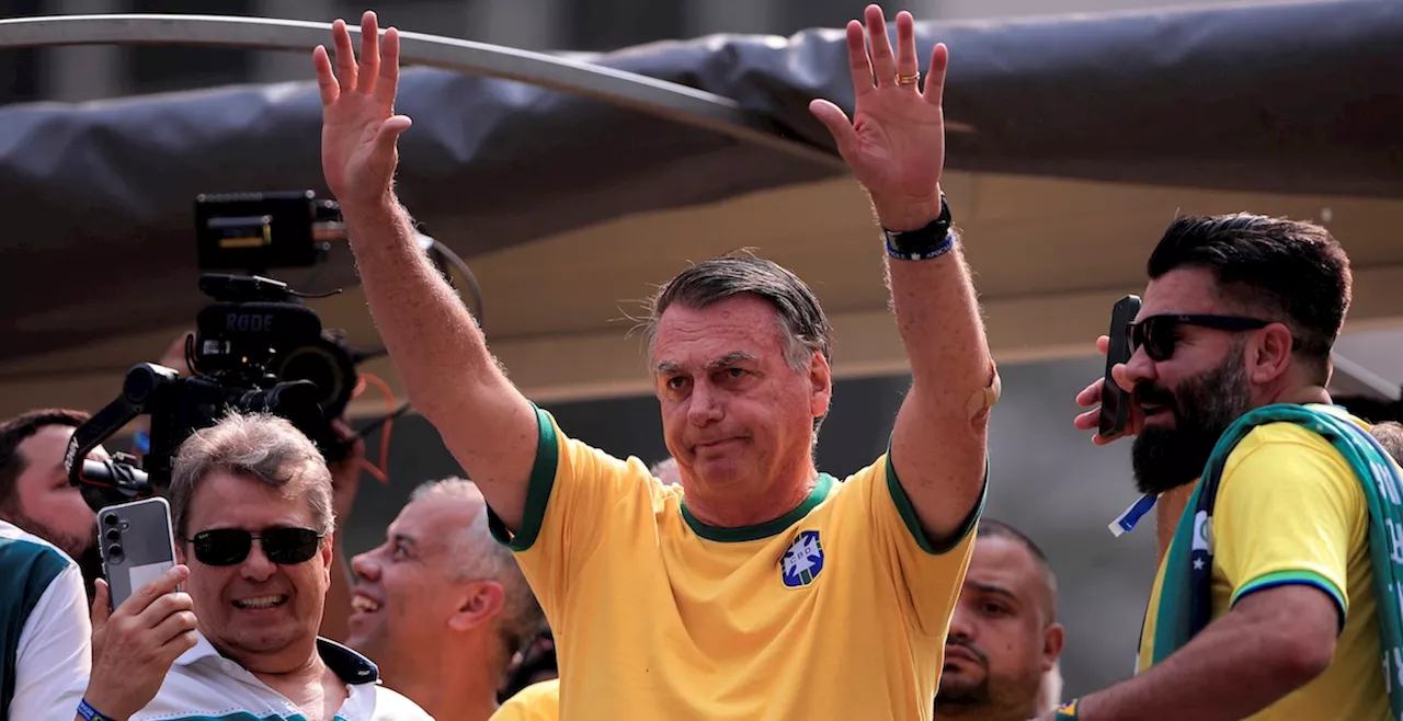 Bolsonaro è accusato di aver tentato un colpo di stato nel 2022