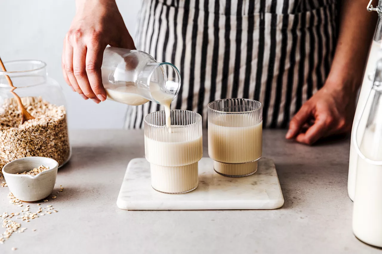 Latte d'avena, non solo per chi evita il lattosio: proprietà e benefici