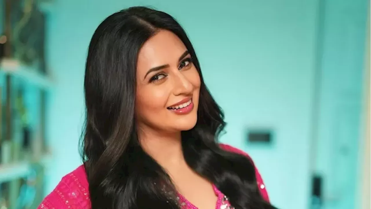 Divyanka Tripathi ने टीवी और OTT में बताया अंतर, बोलीं- 'जिम्मेदारियां बहुत ज्यादा होती हैं'