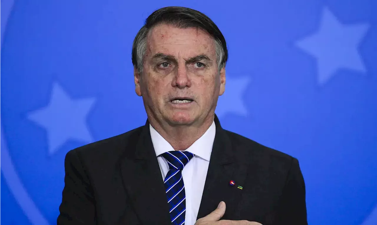 PF indicia Bolsonaro, Braga Netto e mais 35 por tentativa de golpe de Estado