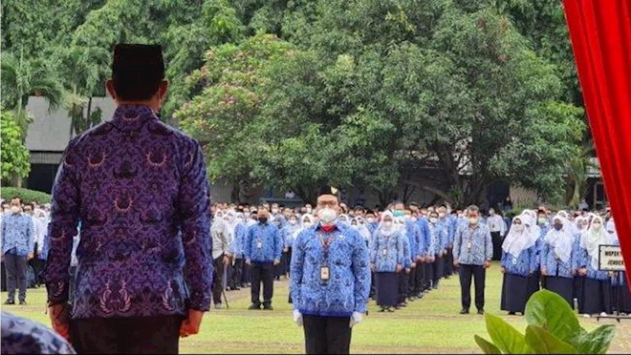 Tata Tertib dan Susunan Upacara Hari Guru Nasional 2024 Resmi dari Mendikdasmen