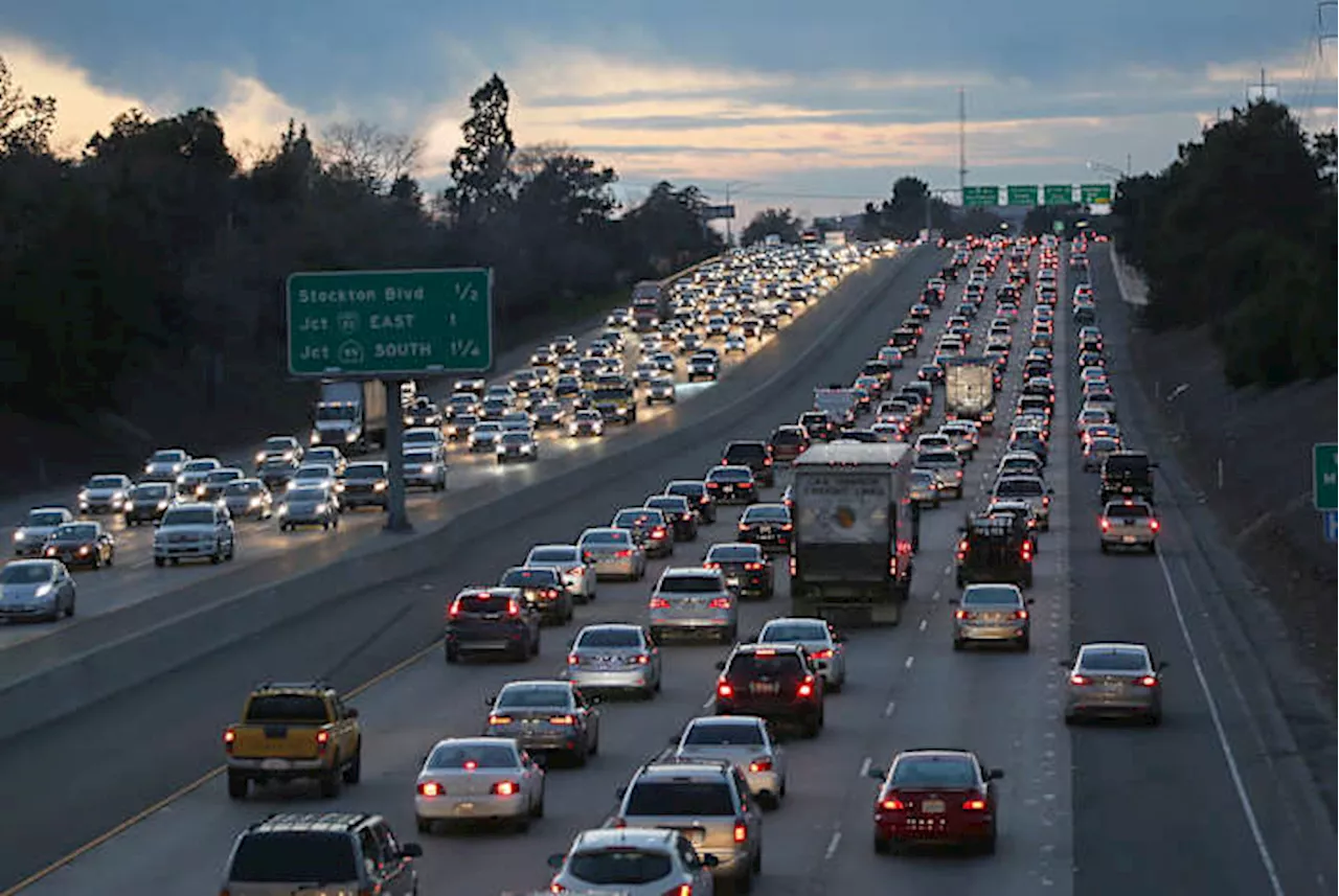 Commuter alert: Heavy traffic on IH-610 Loop today