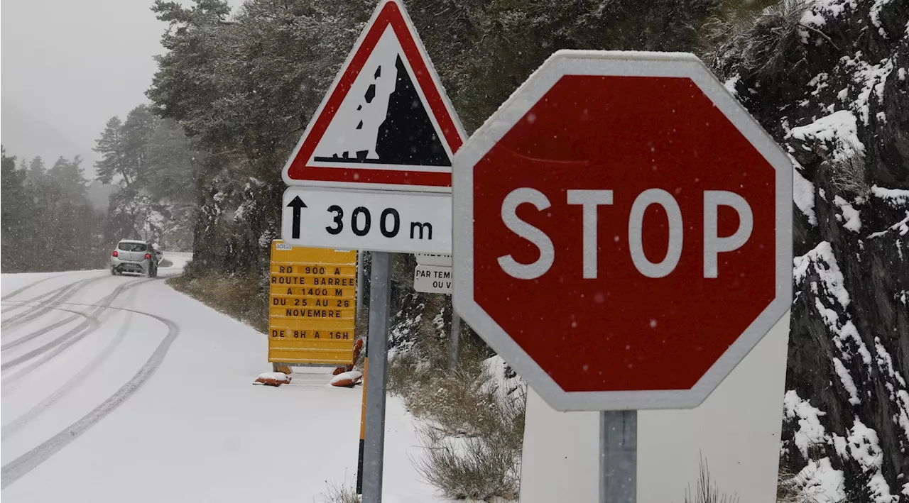 Après la chute de neige, circulation difficile et routes fermées dans les Alpes du Sud