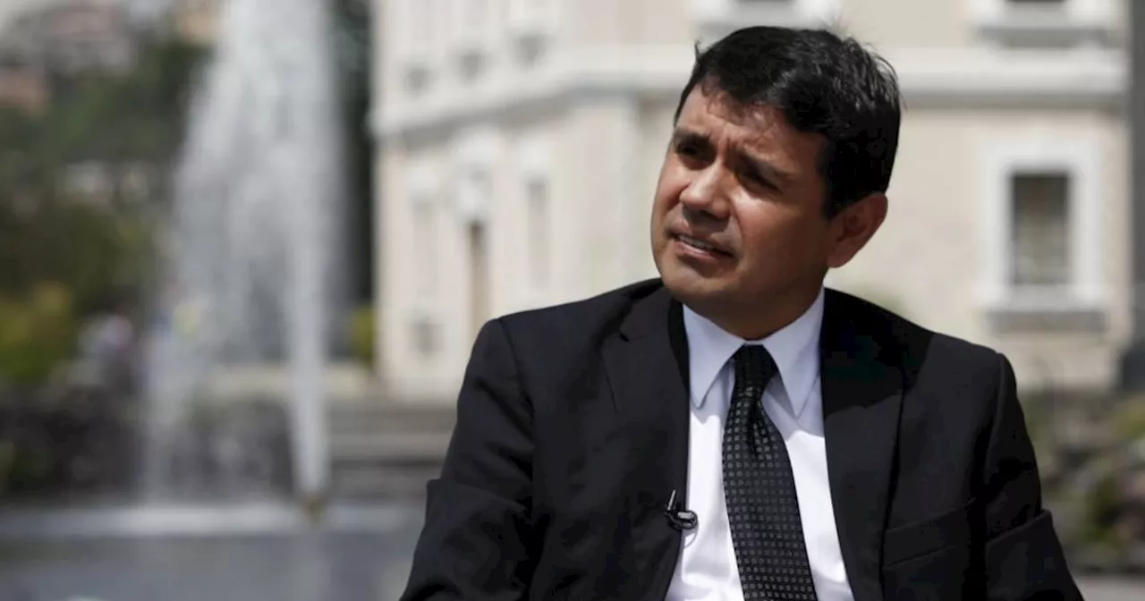 Walter Solís, exministro ecuatoriano se mantiene como refugiado en México: SRE