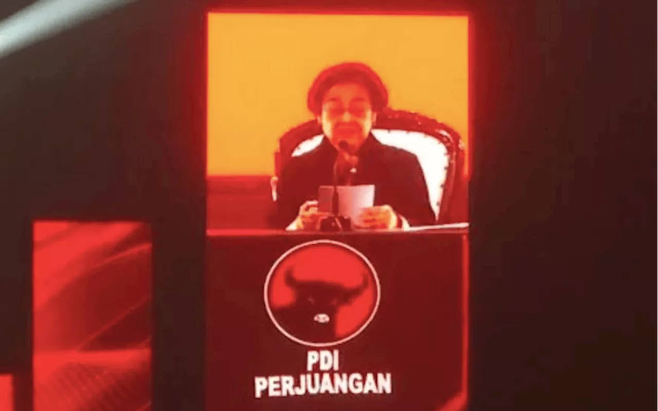 Megawati akan Tentukan Nasib Effendi Simbolon di PDIP