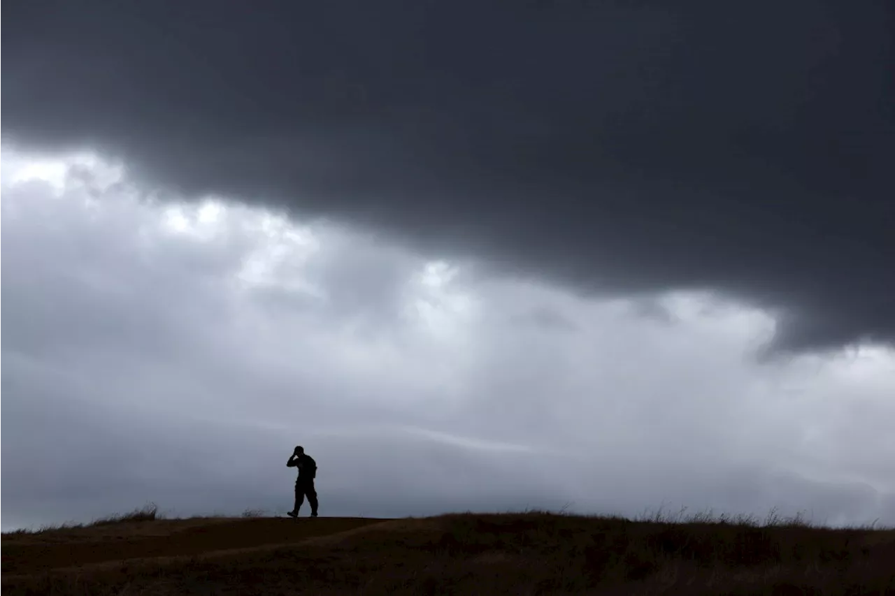 ‘Bomb cyclone’ storm expected detonate in East Bay and South Bay on Friday