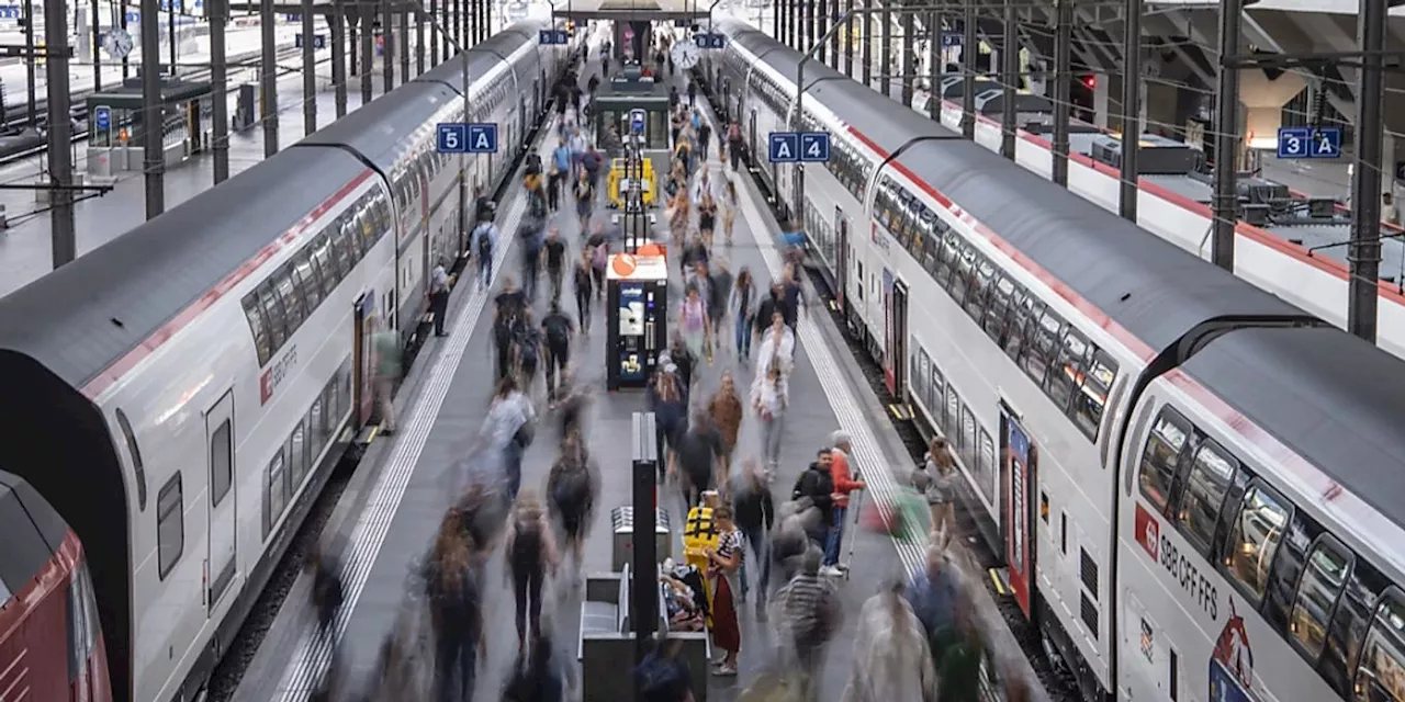 Schweizerinnen und Schweizer fahren 2023 mehr mit der Bahn