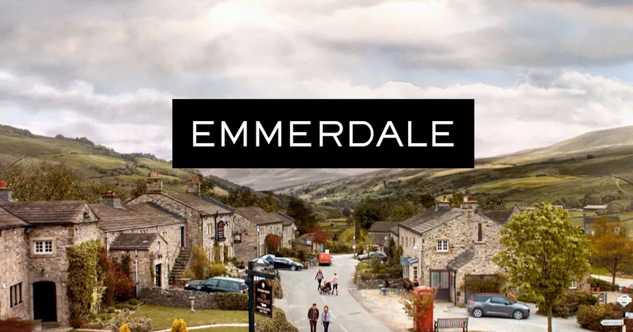 Emmerdale fans 'sobbing' as character returns from the dead in emotional scene