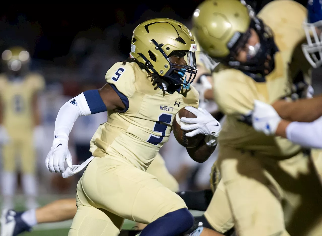 Bishop McDevitt vs. Exeter Township: District 3 5A football championship preview