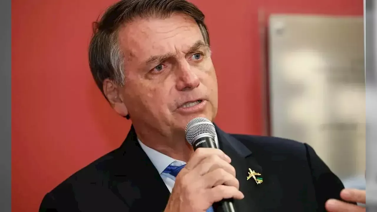 PF indicia Bolsonaro, Braga Netto e mais 35 em inquérito