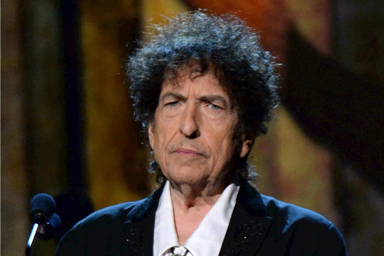 Yes, You Can Look Bob Dylan in the Eyes