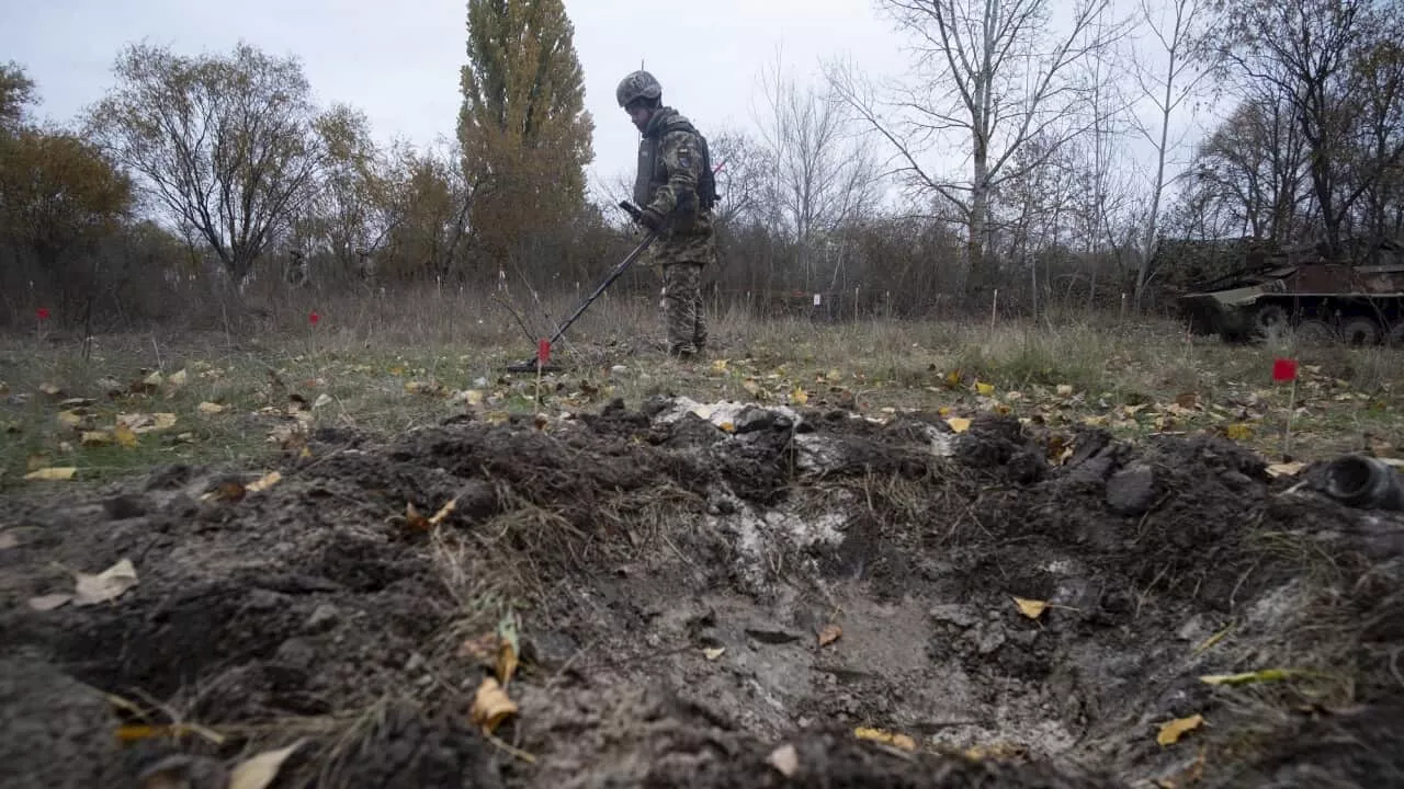 Russia-Ukraine war: US decision to supply landmines to Ukraine criticised