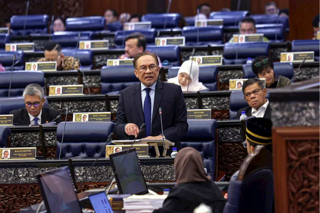 Anwar defends recent remarks on Israel in Parliament