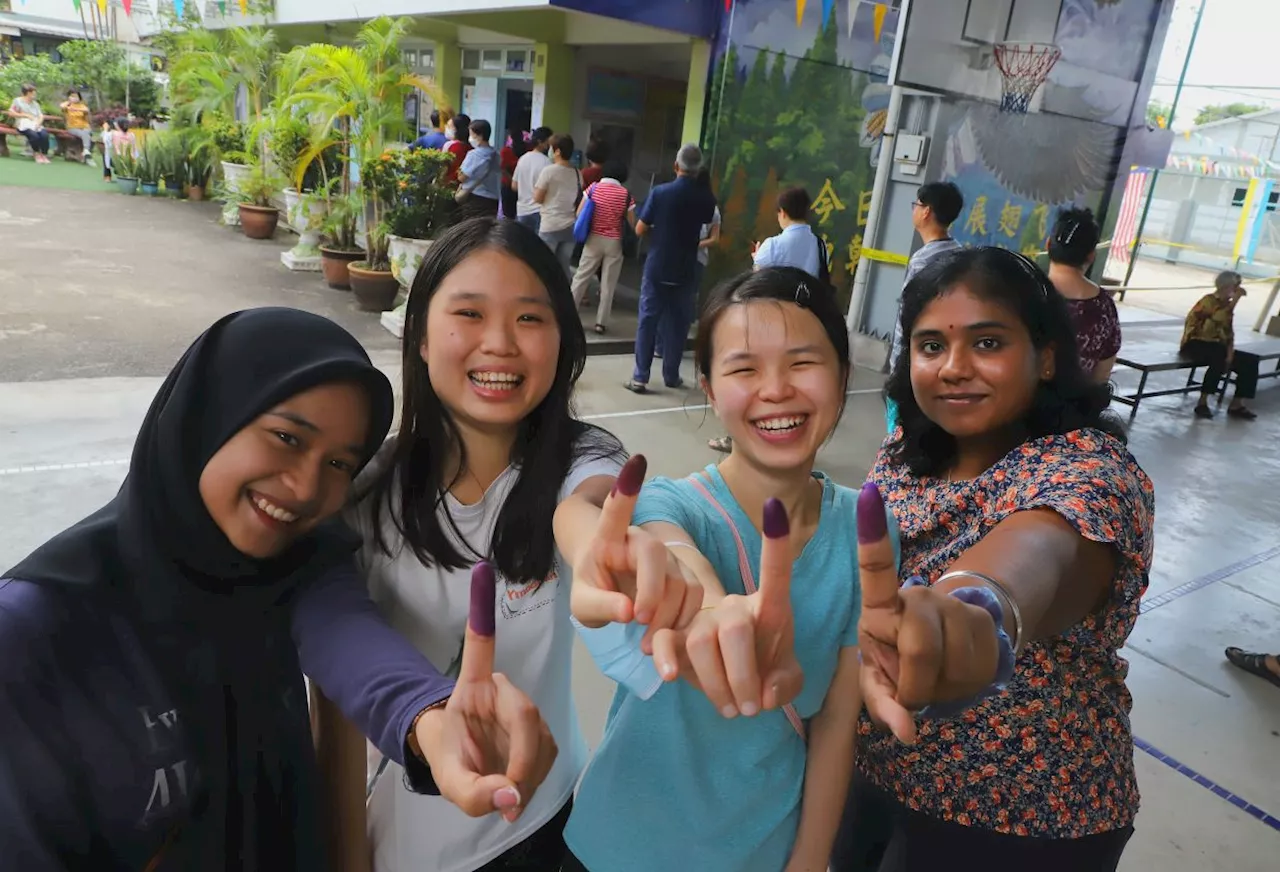 INTERACTIVE: Youths shifting support to Perikatan Nasional