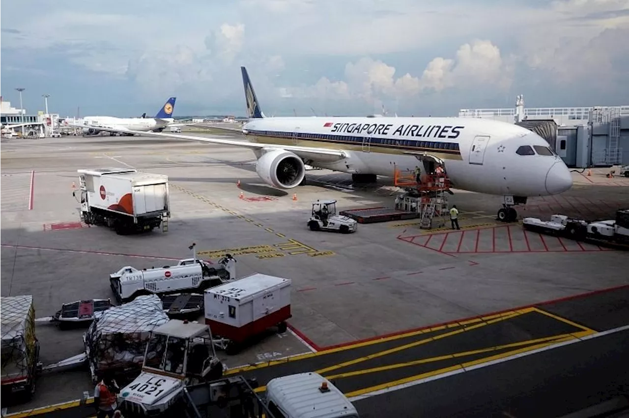 Trial that lets pilots at SIA, three other airlines fly more direct routes extended till April 2025