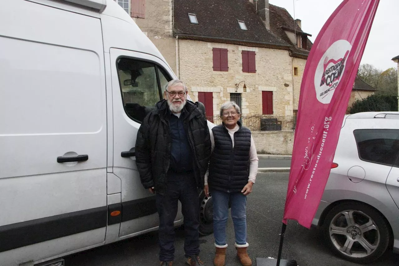 « Avant, elle donnait aux Restos, aujourd’hui, elle est bénéficiaire » : la campagne hivernale est lancée en Dordogne