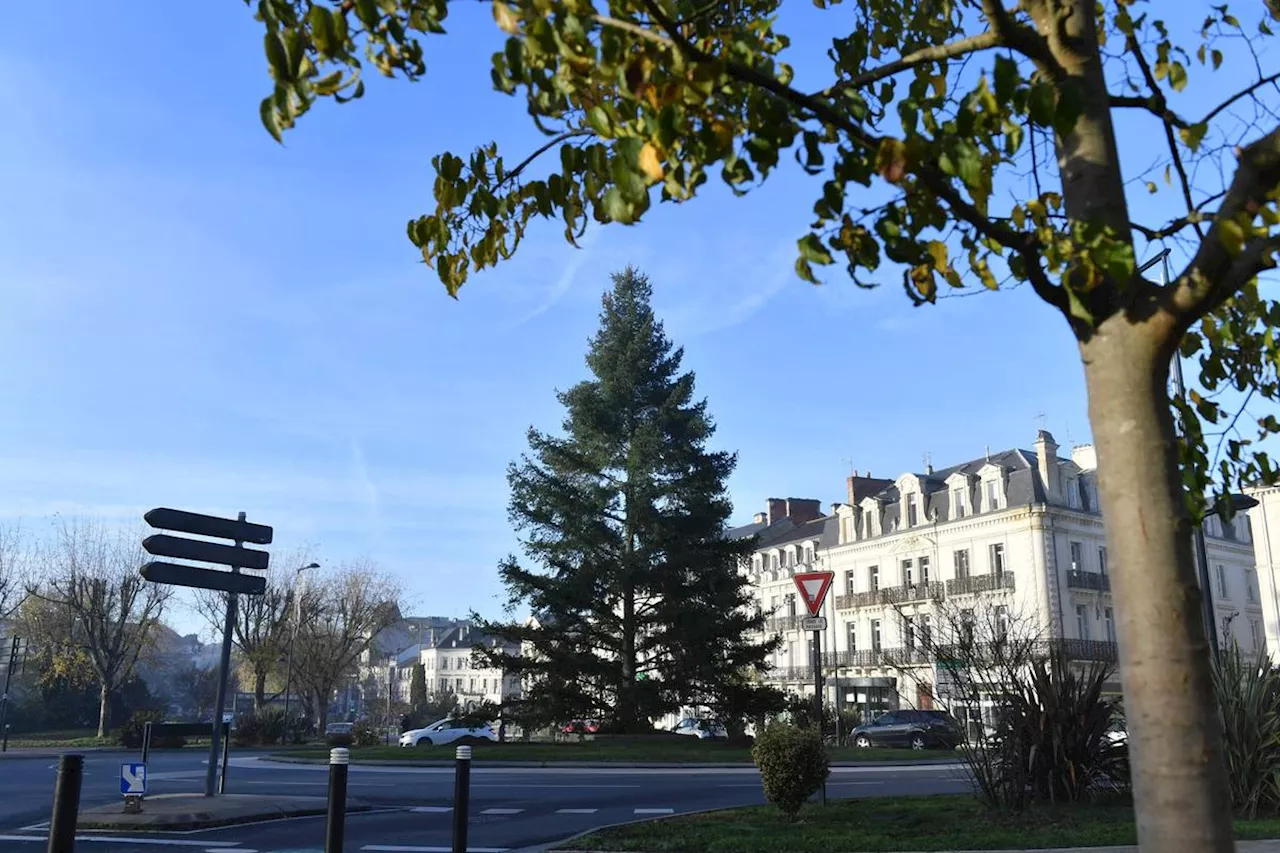 Périgueux : des déviations mises en place pour permettre l’installation du sapin de Noël