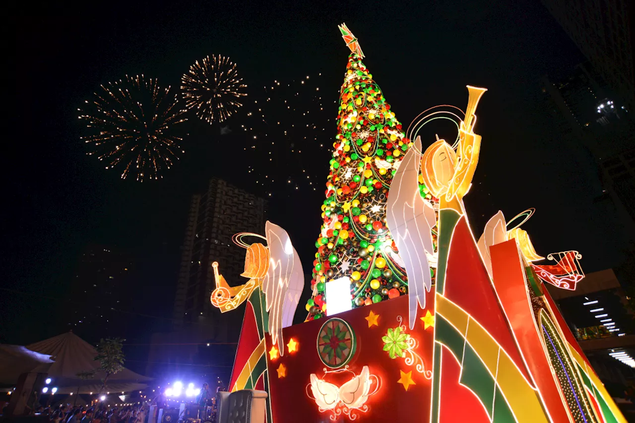 Greenfield District brings holiday magic with 'Christmas for Generations' celebration