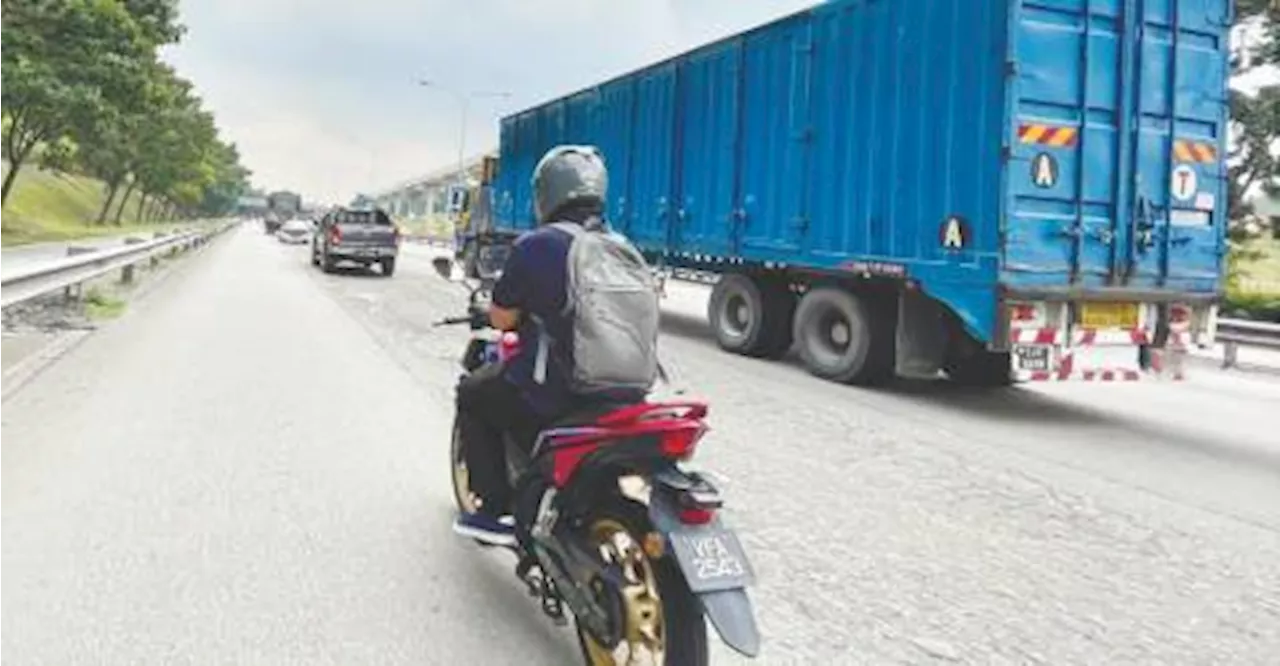 ‘Make real-time monitoring mandatory for heavy vehicles’