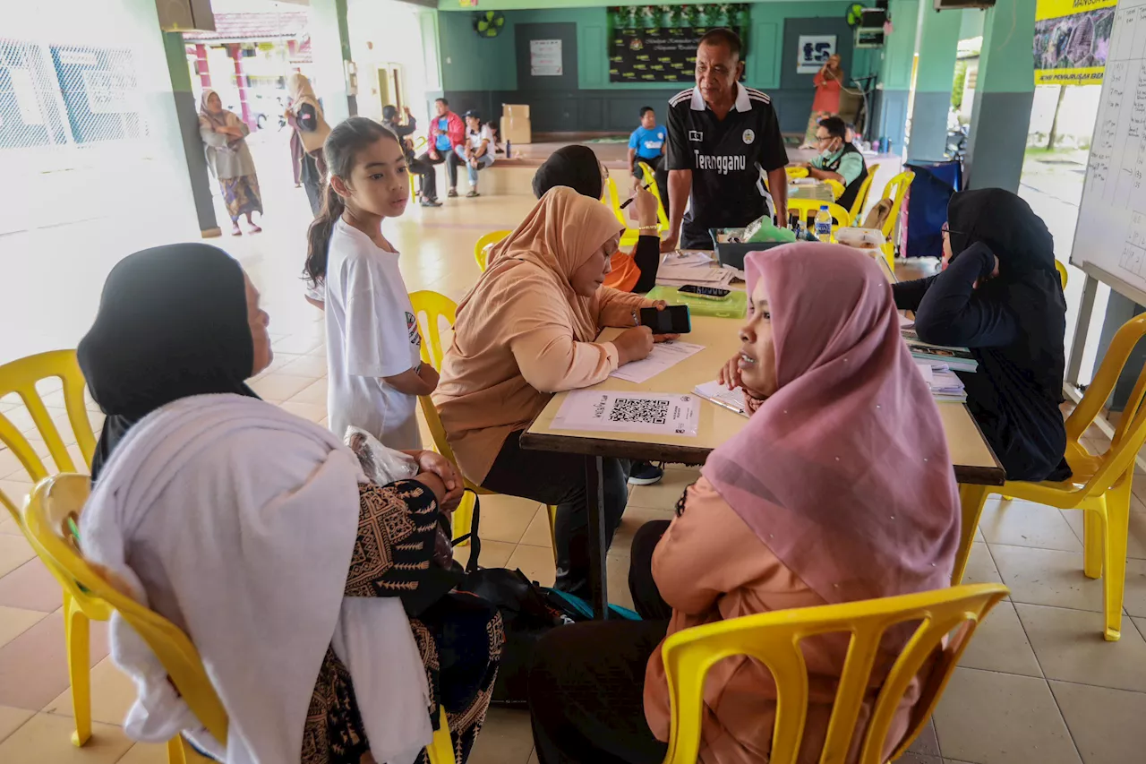 Banjir: Sebuah sekolah ditutup dijadikan PPS