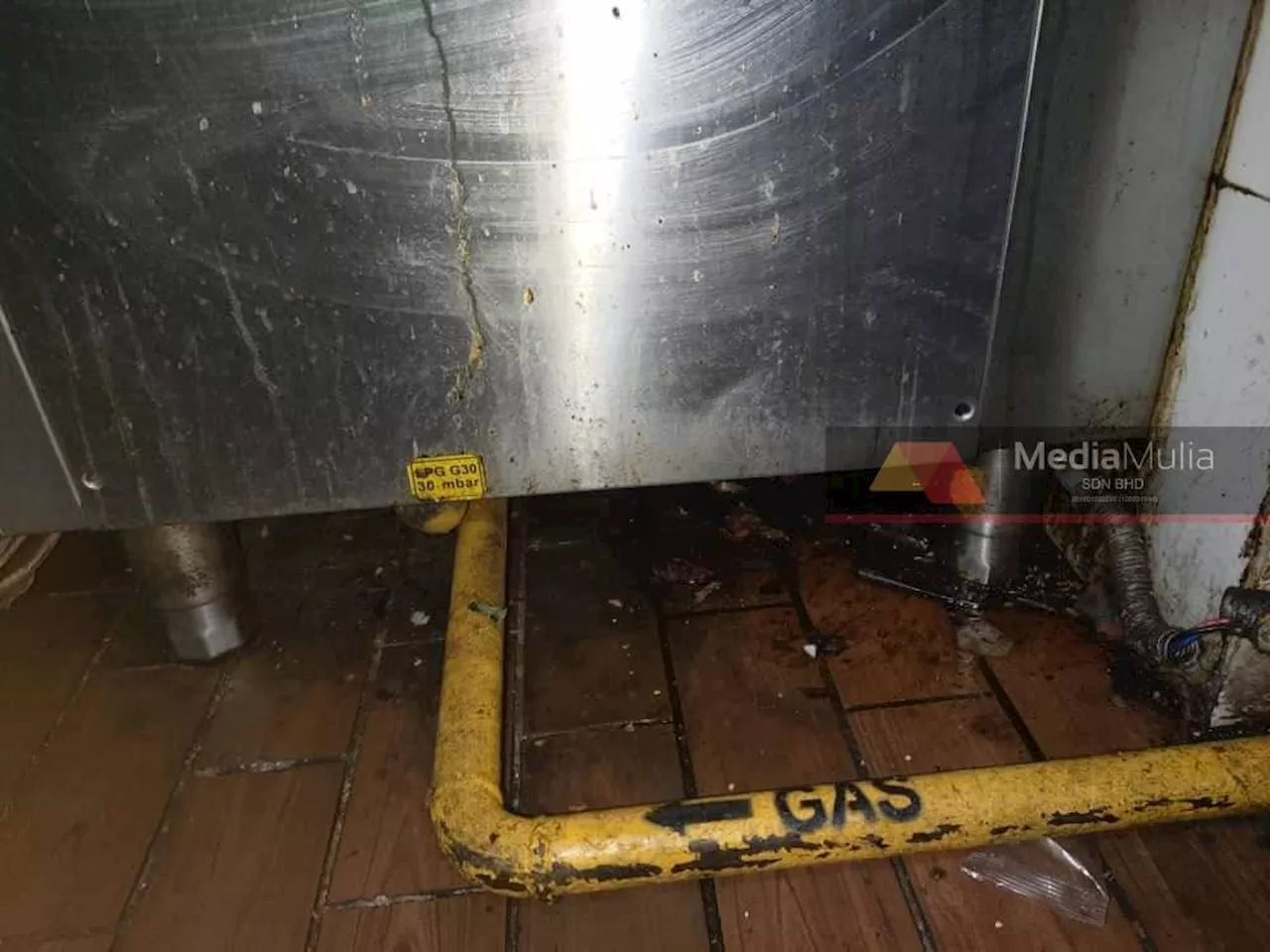 Dapur ada najis tikus, dua hotel di Ayer Keroh diarah tutup dapur