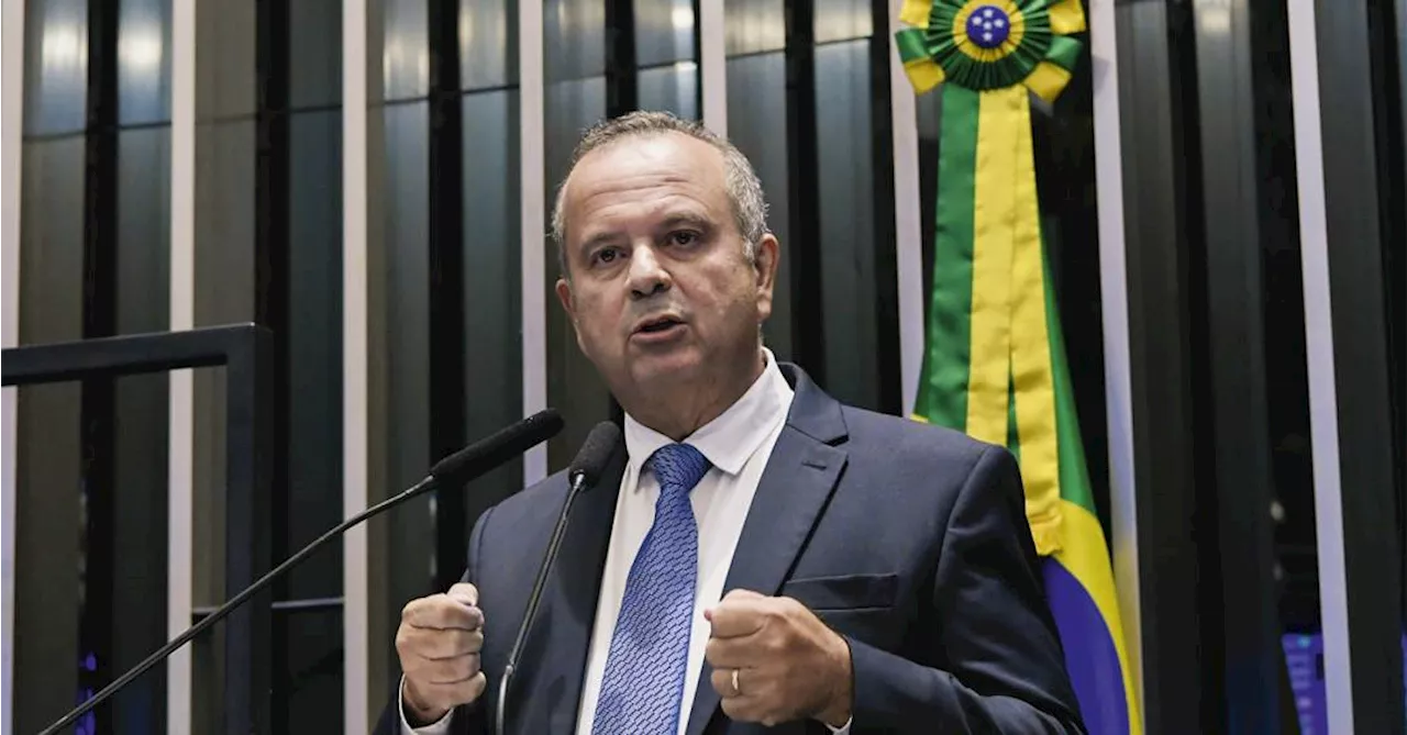 Indiciamento de Bolsonaro é “perseguição política”, diz Rogério Marinho