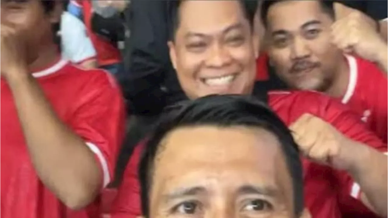 Lagi Krusial Pengawasan Pilkada, Ketua Bawaslu OKU Selatan Malah Asyik Nonton Timnas di GBK