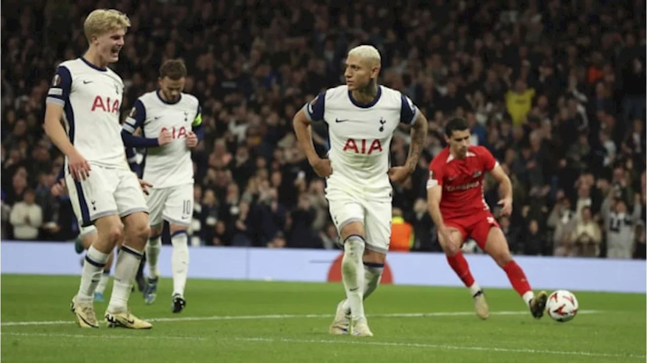 Striker Tottenham Richarlison 2 Kali Kegep Pantau Selebrasi Gol Marselino Ferdinan