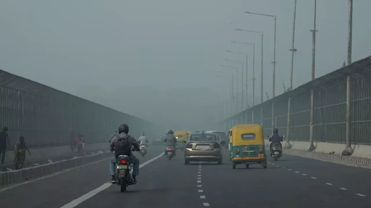 सुधरकर फिर बिगड़ गई दिल्ली की हवा, AQI 'गंभीर' श्रेणी में पहुंचा