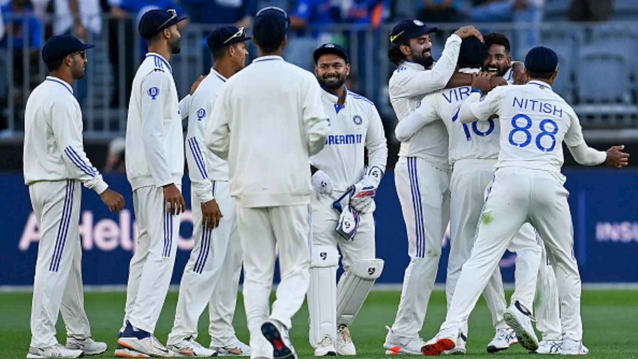 IND vs AUS 1st Test: पर्थ टेस्ट के पहले दिन विकेटों का पतझड़... बुमराह-हेजलवुड ने काटा गदर, लगी रिकॉर्ड्स की झड़ी