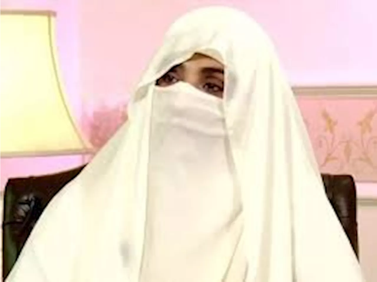 Case filed against Bushra Bibi under telegraph act over video statement.